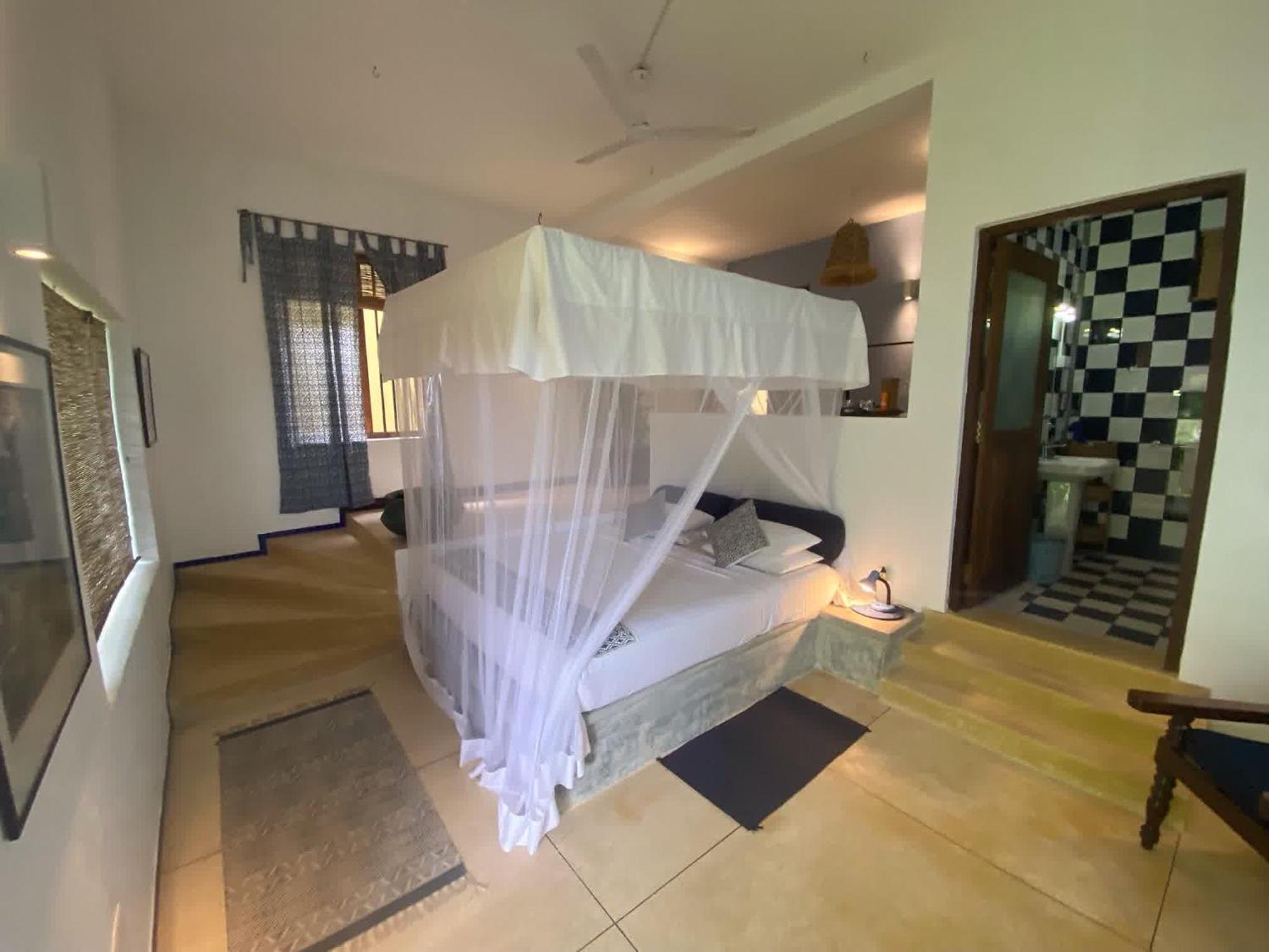 Apa Villa Illuketia Unawatuna Exteriör bild